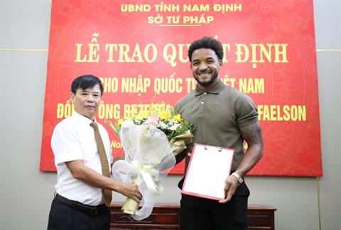 "Nới lỏng" chính sách nhập tịch: Bóng đá Việt chờ nguồn lực ngoại