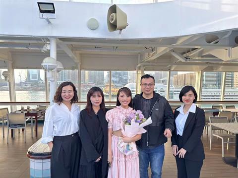 Ai là người đưa Sing Asia về tới Việt Nam?