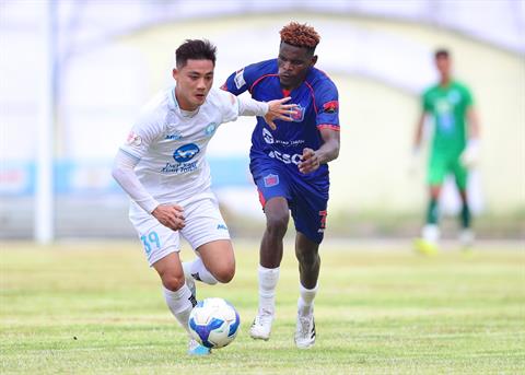 CLB Nam Định nhận thất bại đầu tiên sau ngày đăng quang ngôi vương V.League