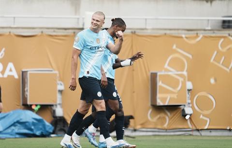 Erling Haaland vượt thành tích của Messi, Mbappe