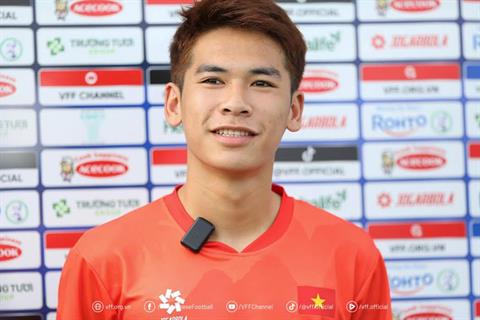 Tài năng được HLV Popov tiến cử sang châu Âu nhận giải "Cầu thủ trẻ xuất sắc nhất V.League"