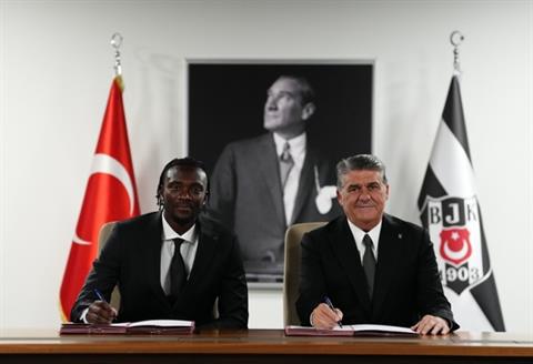 Tammy Abraham chính thức trở thành học trò của Solskjaer