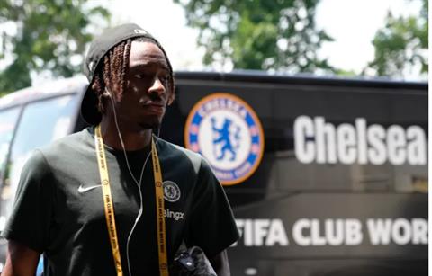 Chelsea chốt giá bán Noni Madueke cho Arsenal