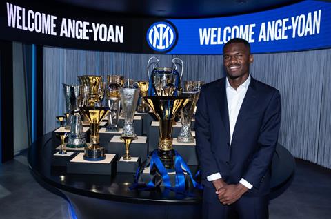 Tiểu sử tiền đạo Ange-Yoan Bonny