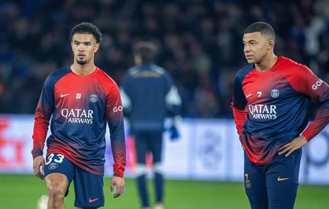 Warren Zaire-Emery khẳng định cầu thủ PSG không ghét Mbappe