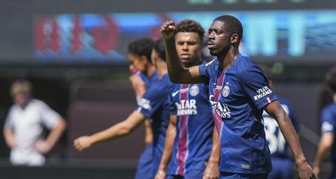 Luis Enrique khẳng định PSG sẽ tiến bộ hơn nữa ở mùa giải tới