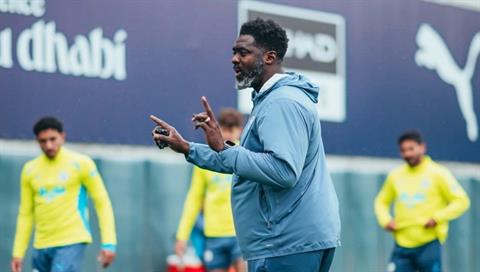 Kolo Toure được bổ nhiệm làm phó tướng của Pep Guardiola