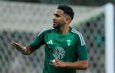 Riyad Mahrez phản bác nhận định của Ronaldo về Saudi Pro League