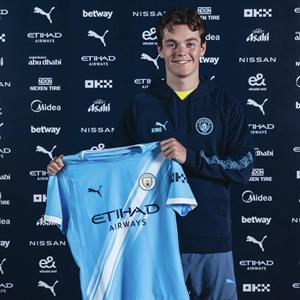 Tiểu sử tiền vệ Sverre Nypan của Manchester City