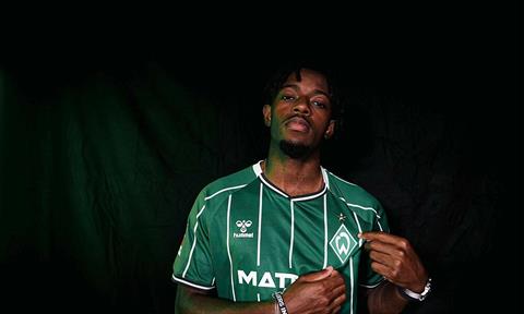 Tiểu sử tiền vệ cánh Samuel Mbangula của Werder Bremen