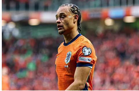 Chelsea được khuyên từ chối chiêu mộ Xavi Simons