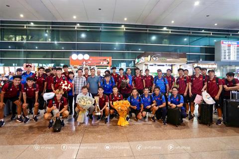 U23 Việt Nam đem Cúp trở về Hà Nội