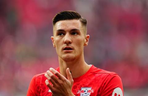 RB Leipzig muốn trao đổi cầu thủ với MU vụ Benjamin Sesko