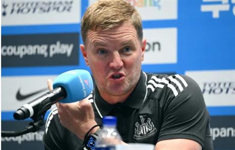 HLV Eddie Howe thừa nhận một điều về Alexander Isak 
