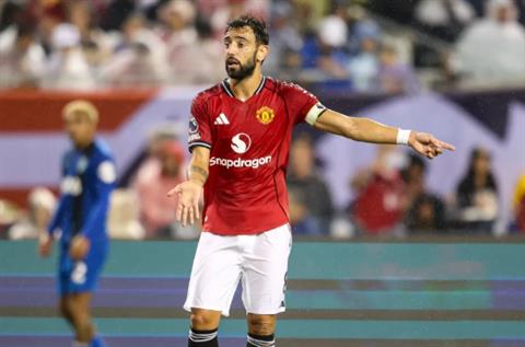 Bruno Fernandes có câu trả lời cho Al-Nassr
