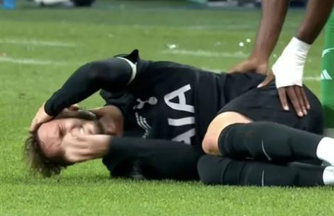 Tottenham nhận tin cực buồn trước mùa giải mới