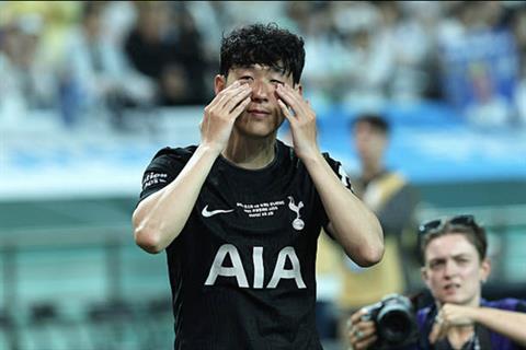 Son Heung Min khóc nức nở trong trận chia tay Tottenham