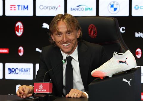 Di Canio: Serie A đang là nghĩa địa cho các huyền thoại xế chiều?