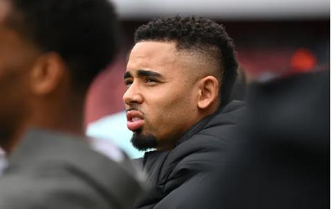 Arsenal được khuyên bán Gabriel Jesus ở Hè 2025
