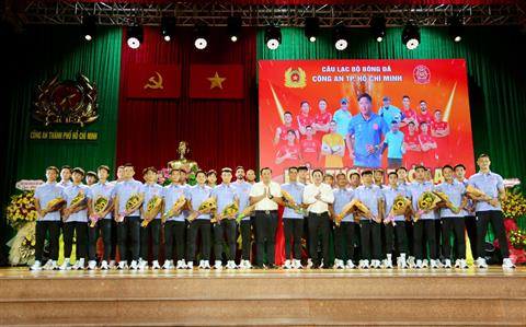 Công an TP HCM xuất quân dự V.League 2025/26
