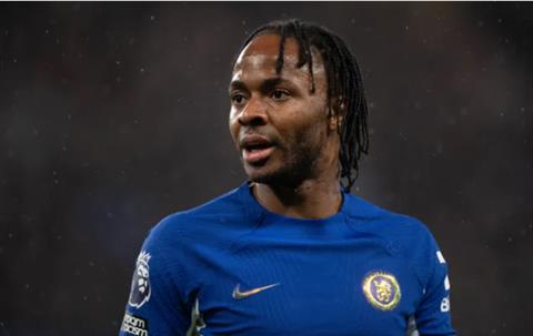 HLV Crystal Palace lên tiếng vụ chiêu mộ Raheem Sterling 