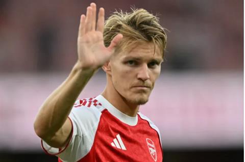 Vị trí của Martin Odegaard ở Arsenal có thể bị thay thế ở mùa giải tới
