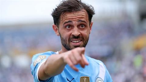 Bernardo Silva tiết lộ lý do từ chối vỗ tay chúc mừng Liverpool