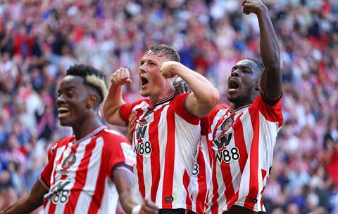 Ngày trở lại Premier League rực rỡ của Sunderland