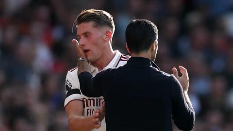 Thông số thất vọng của Viktor Gyokeres ngày ra mắt Premier League