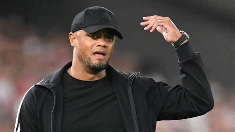 Felix Magath: Bayern đang đi vào vết xe đổ của Man United