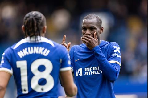 HLV Enzo Maresca quyết định tương lai Jackson và Nkunku