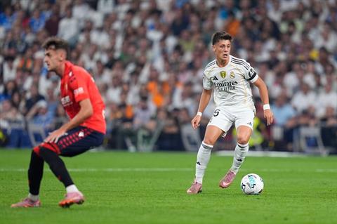 Arda Guler: Khi hộ công trở thành...hộ vệ