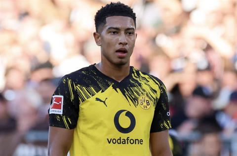 Dortmund ra luật phòng thay đồ sau vụ bố Jobe Bellingham "làm loạn"