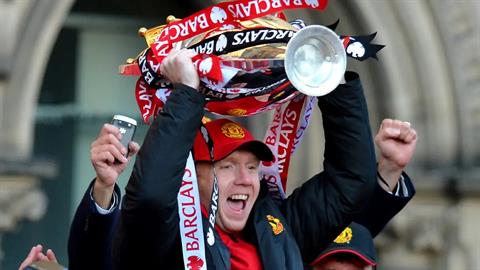 Hé lộ số tiền để đá cùng huyền thoại Paul Scholes trong 1 giờ