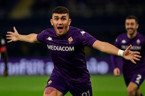 Tiểu sử tiền đạo Roberto Piccoli