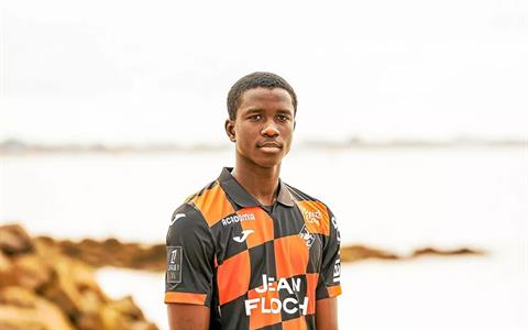 Tiểu sử cầu thủ Abdoulaye Faye