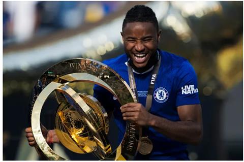 HLV Enzo Maresca xác nhận Christopher Nkunku rời Chelsea