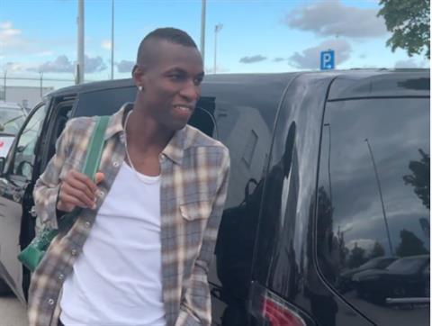 Bayern Munich lên tiếng vụ vồ hụt Nicolas Jackson