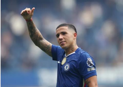 HLV Enzo Maresca không hài lòng với Enzo Fernandez