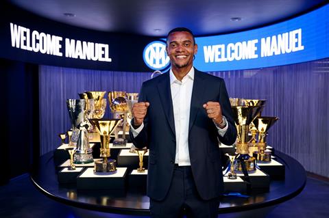 Không tới Tottenham, Manuel Akanji gia nhập 'ông lớn' Serie A