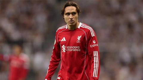 Chiesa bị gạch tên khỏi danh sách Champions League của Liverpool