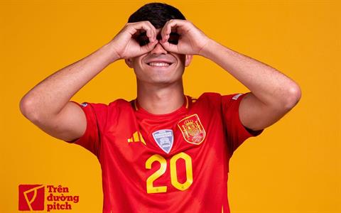 Pedri: Đừng quan tâm đến những bình luận ẩn danh trên mạng!