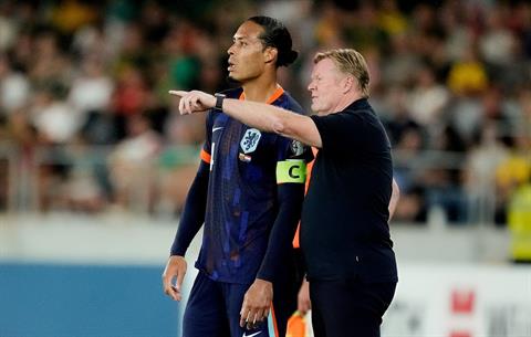 Virgil van Dijk không hài lòng với đồng đội ở ĐT Hà Lan