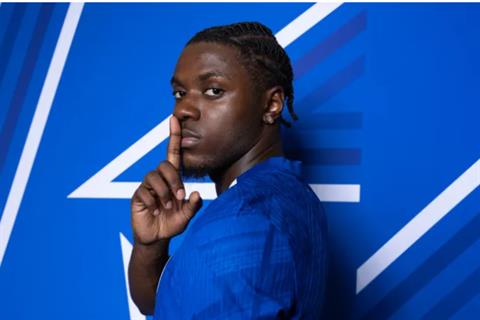 Chelsea nhận 2 tin mừng về mặt lực lượng