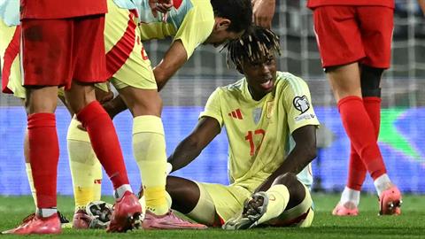 Nico Williams chấn thương, lỡ đại chiến với Arsenal