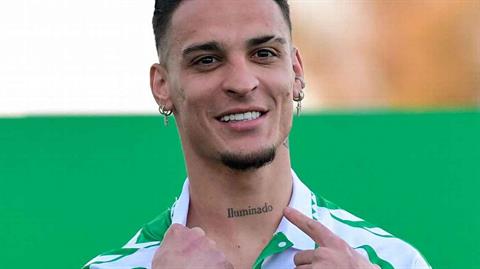 Real Betis ra mắt dòng thời trang lấy cảm hứng từ hình xăm của Antony