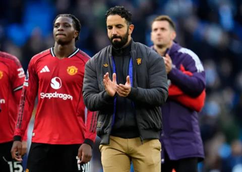 Cựu trợ lý MU chê đội bóng đã đổ vỡ cả trong lẫn ngoài sân cỏ