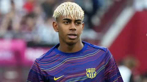 Barcelona lo ngại mất Lamine Yamal trong trận mở màn C1