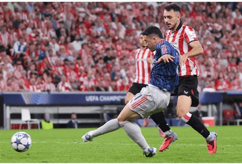 Gabriel Martinelli hạnh phúc sau bàn thắng đầu tiên cho Arsenal ở mùa giải mới