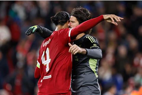 Người hùng Van Dijk lên tiếng sau trận thắng Atletico